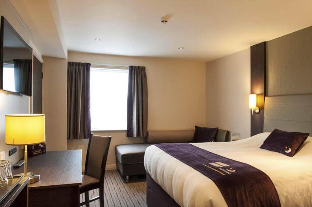 Premier Inn Premier Inn York South West Εξωτερικό φωτογραφία