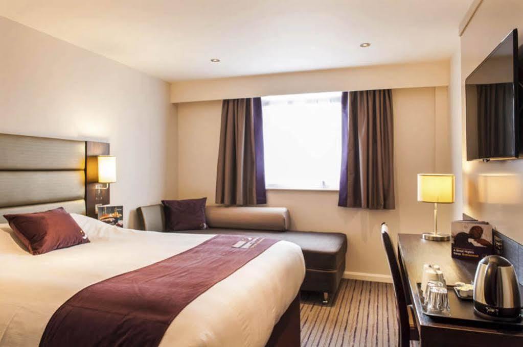 Premier Inn Premier Inn York South West Εξωτερικό φωτογραφία
