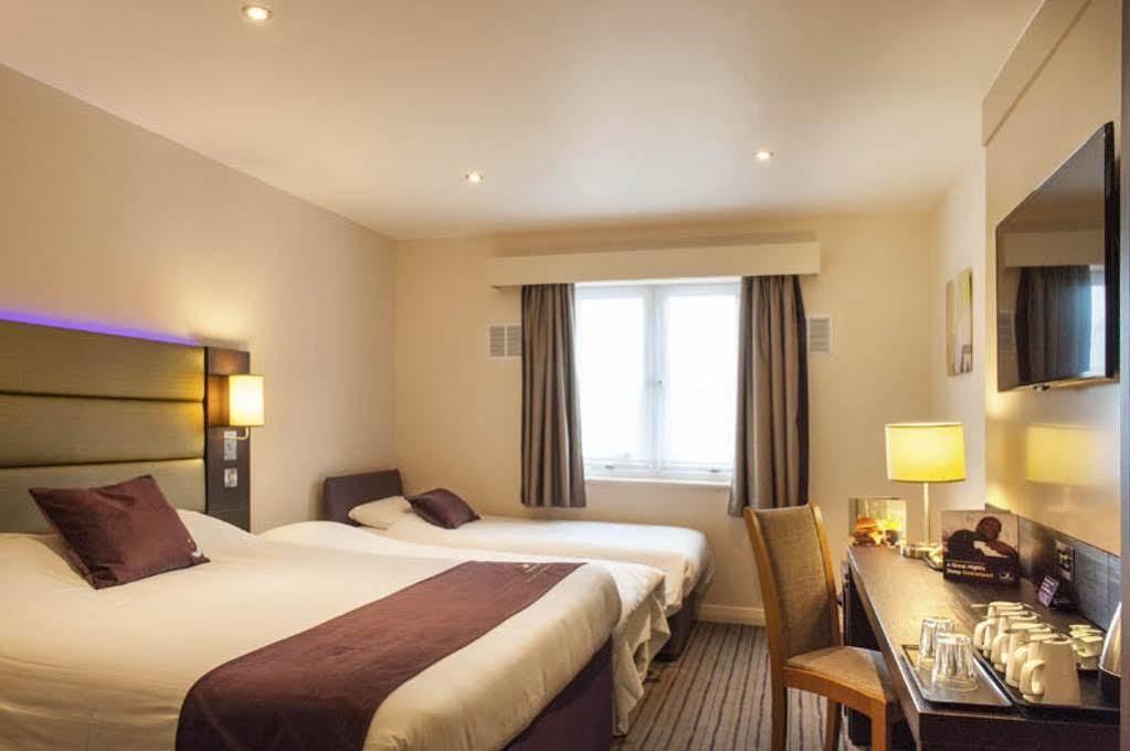 Premier Inn Premier Inn York South West Εξωτερικό φωτογραφία