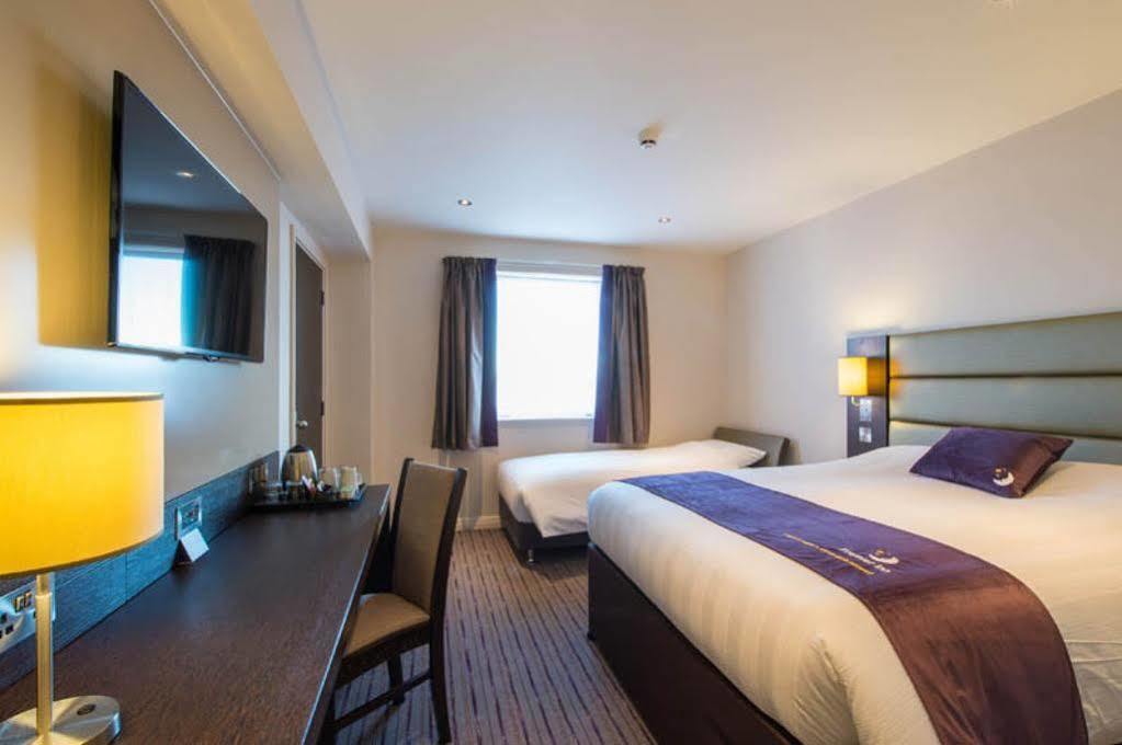 Premier Inn Premier Inn York South West Εξωτερικό φωτογραφία